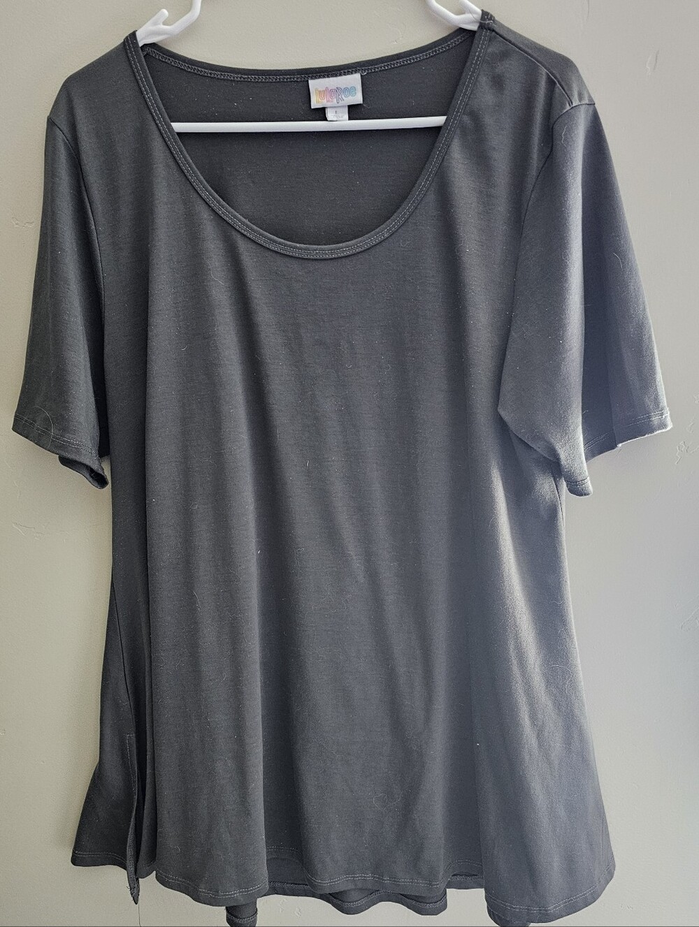 Women’s Grey Scoop Neck Short Sleeve Top